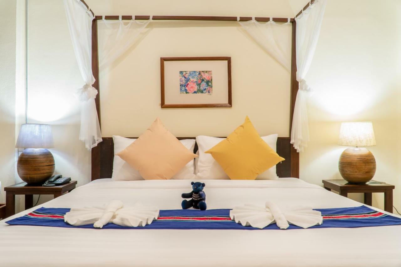 Sunny V Hotel Chiang Mai Exterior photo